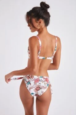 Maillot De Bain 2 Pièces écru Banua & Juste Erlea -Livia Soldes 22e banua c erlea zhc11 juste erlea zhc11 dos