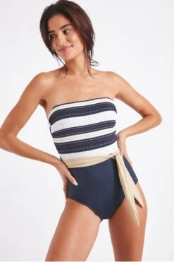 Maillot De Bain Une Pièce Bleu Marine EQUIA BARDANE 11 Maillot De Bain Une Pièce Bleu Marine EQUIA BARDANE -Livia Soldes 22e equia bardane zgv06 dev1