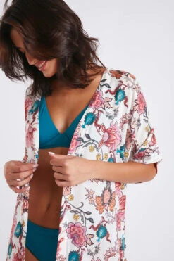 Robe De Plage écrue Imprimé Floral LISLORA VOILERLEA -Livia Soldes 22e lislora voilerl zhj11 dev2