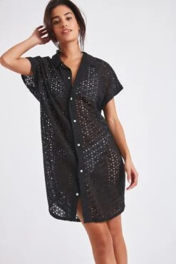 Devant 7 Chemise De Plage Noire Broderie Anglaise PAQUEA PALACA