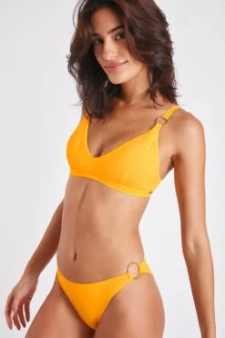 Maillot De Bain 2 Pièces Jaune Zungo & Noblea Belezas -Livia Soldes 22e zungo belezas 41n32 noblea belezas 41n32 dev4