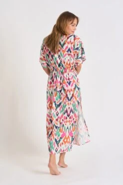 Robe écrue à Motifs AKYRA COTMAKASSAR -Livia Soldes 23e akyra cotmakass zhv11 dos1