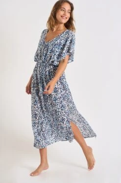 Robe Bleue à Motifs AKYRA VOILHINOKI -Livia Soldes 23e akyra voilhinoki zhz56 dev1