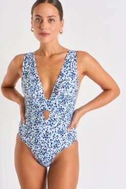 Maillot De Bain 1 Pièce Bleu CAROLINA HINOKI -Livia Soldes 23e carolina hinoki zhw56 dev2