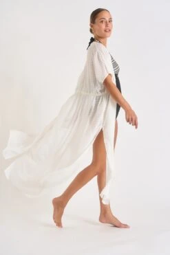 Tunique écrue LIZAE SOLOBEACH -Livia Soldes 23e lizae solobeach lhy11 dev1