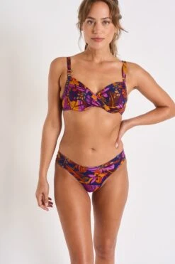 Maillot De Bain 2 Pièces Bleu Fonce SASKIA & STAEL GAMBEYA 9 Maillot De Bain 2 Pièces Bleu Fonce SASKIA & STAEL GAMBEYA -Livia Soldes 23e saskia c gambey zht86 stael gambeya zht86 dev2