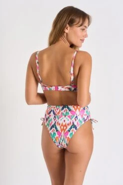 Maillot De Bain 2 Pièces Ecru SASKIA & DIOME MAKASSAR 11 Maillot De Bain 2 Pièces Ecru SASKIA & DIOME MAKASSAR -Livia Soldes 23e saskia c makass zhs11 diome makassar zhs11 dos